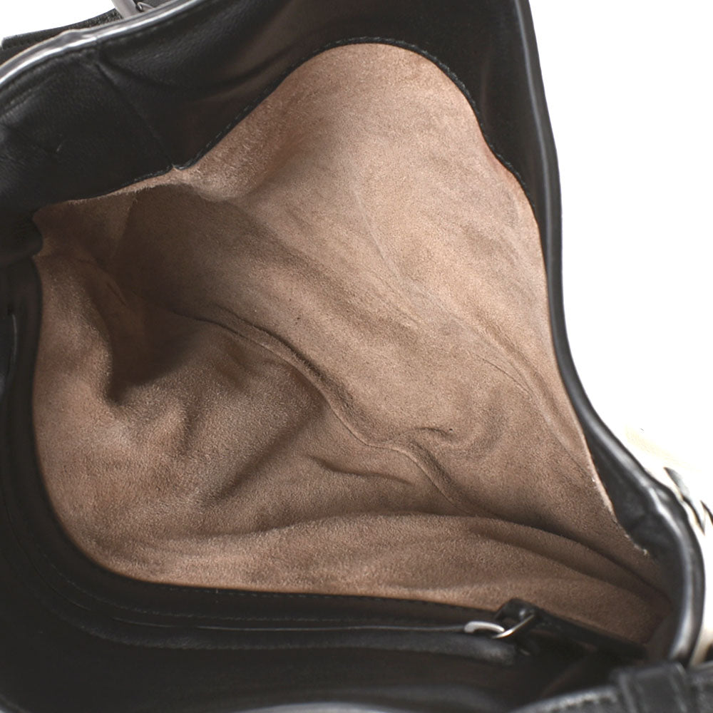 BOTTEGAVENETA ボッテガヴェネタ イントレチャート ショルダーバッグ アイボリー系/黒 レディース カーフ ショルダーバッグ ABランク 中古  人気・おすすめ｜使いやすい・旅行におすすめ 品質保証 全国発送 在庫限り