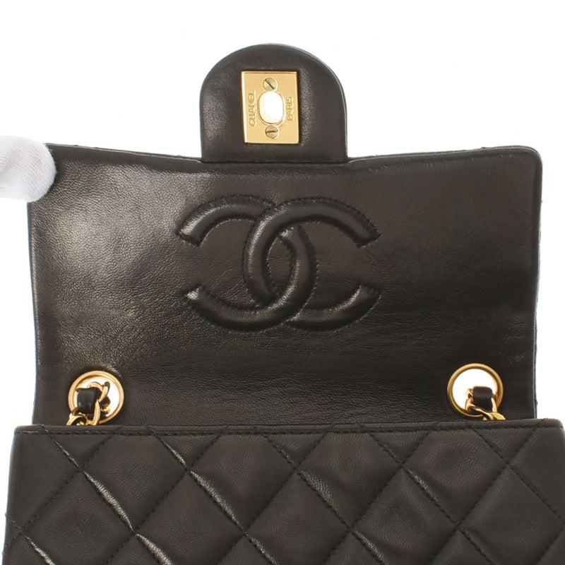 CHANEL Chanel Matrasse Minima Mrasse Chain Black Gold Bracket Ladies Ram Skin Shoulder Bag AB Rank Used Ginzo