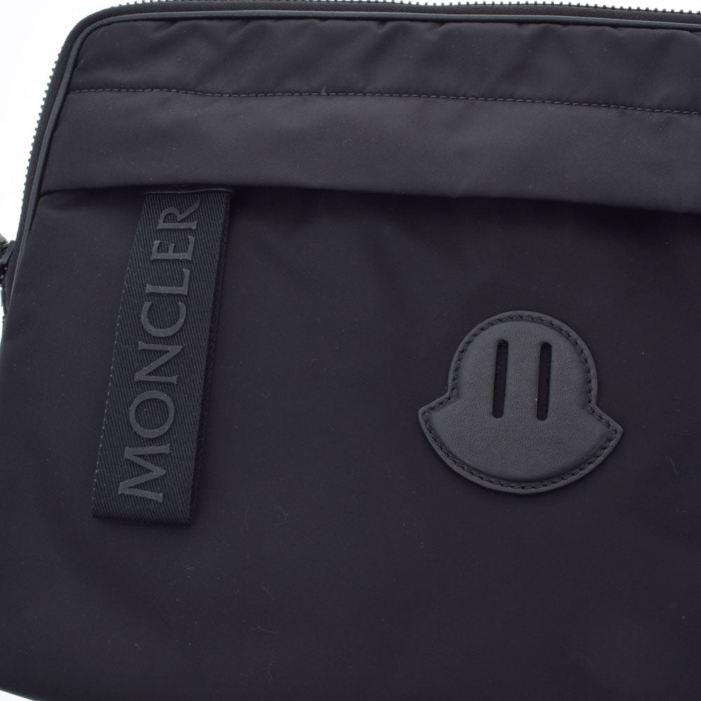 モンクレールPCケース 黒 メンズ ナイロン セカンドバッグ MONCLER 中古 – 銀蔵オンライン