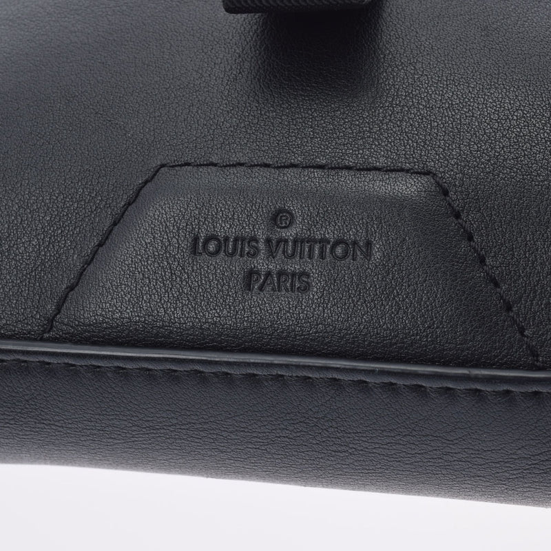 LOUIS VUITTON ルイヴィトン ダークアンフィニティ メッセンジャーPM 黒 M52176 メンズ レザー ボディバッグ ABランク 中古 銀蔵