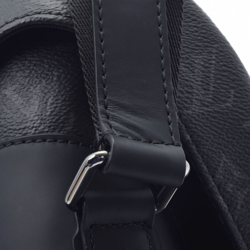 LOUIS VUITTON ルイヴィトン モノグラム エクリプス メッセンジャーヴォワヤージュMM フラグメントコラボ 黒/グレー M40510 メンズ  モノグラムキャンバス ショルダーバッグ Aランク 中古 銀蔵