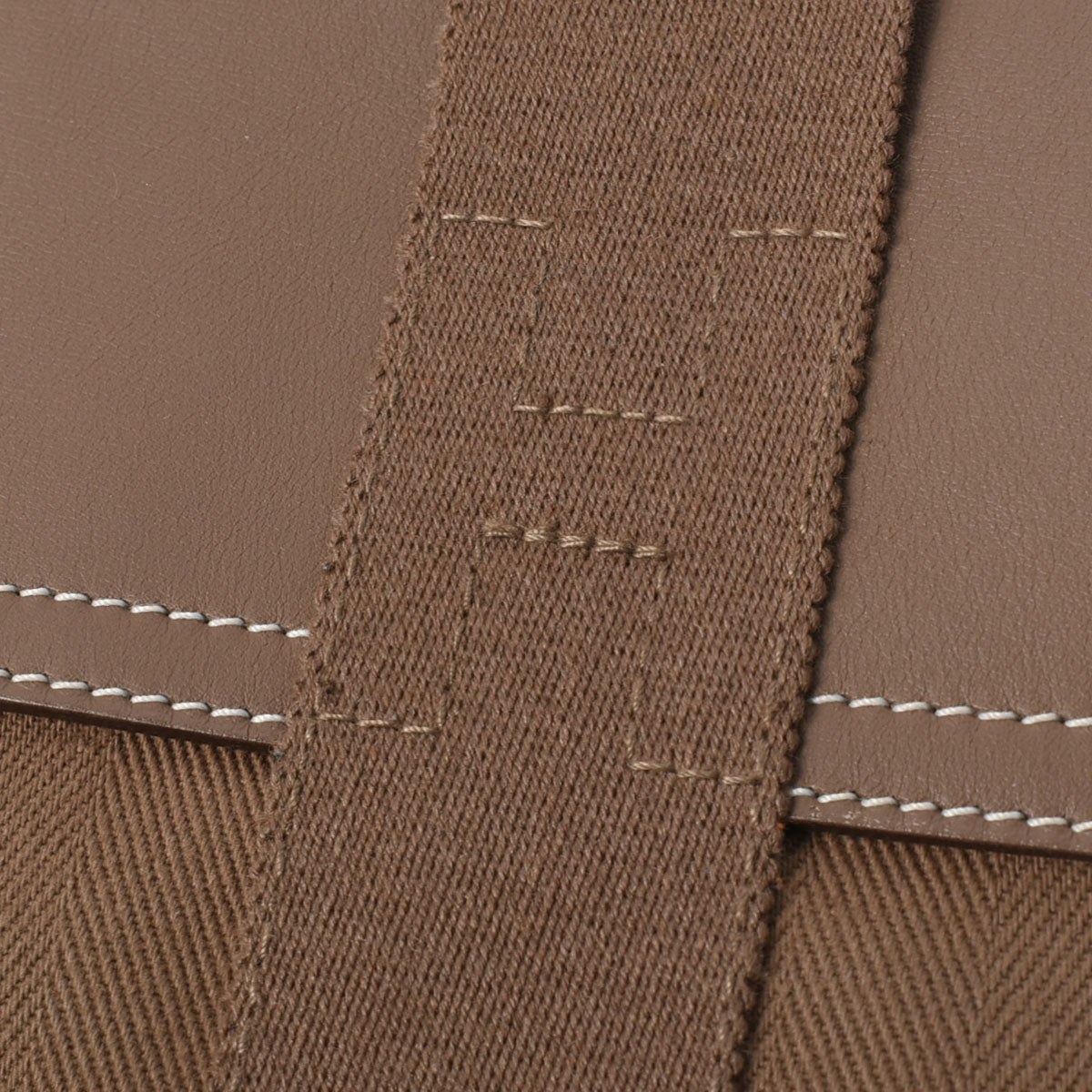 お値下げ ★ エルメス ヴァルパライソ PM エトゥープ エルメスヴァルパライソ PM エトゥープ ユニセックス キャンバス