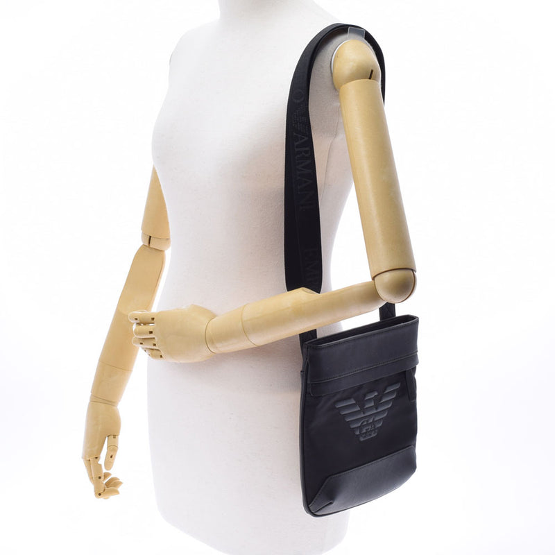 EMPORIO ARMANI エンポリオ・アルマーニ スモールフラット メッセンジャー 黒 Y4M185-Y154J メンズ ポリエステル ショルダーバッグ Aランク 中古 銀蔵