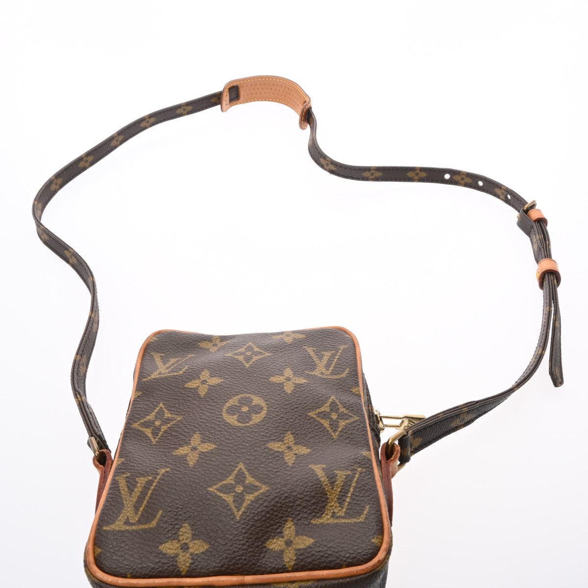 ルイヴィトンミニダヌーブ 14145 ブラウン レディース モノグラムキャンバス ショルダーバッグ M45268 LOUIS VUITTON 中古 –  銀蔵オンライン