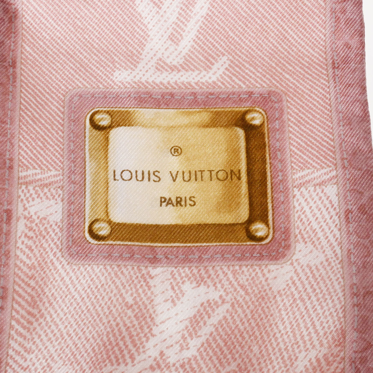 ルイヴィトンバンドー ニューデニム ローズクレール レディース シルク100％ スカーフ M72339 LOUIS VUITTON 中古 –  銀蔵オンライン