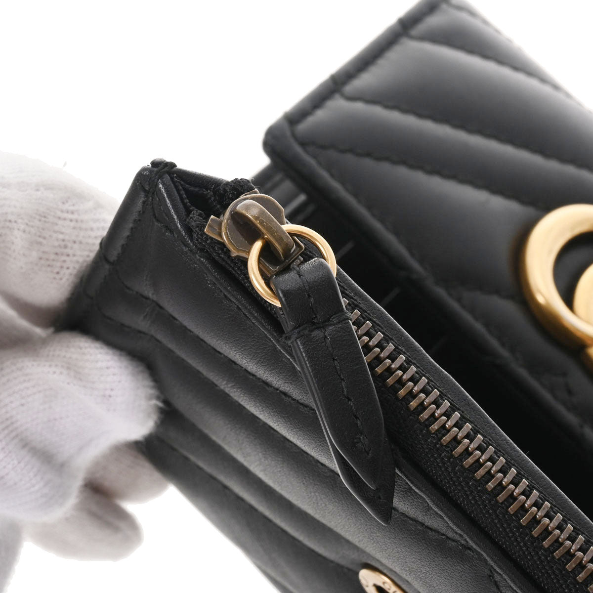 グッチGGマーモント 黒 ゴールド金具 レディース レザー 三つ折り財布