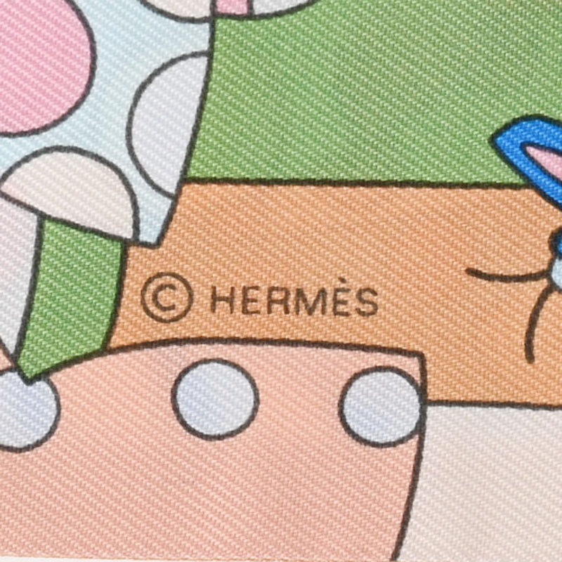 HERMES エルメス ツイリー 森のささやき ベージュローズ/ローズ/ブルー 063005S レディース シルク100％ スカーフ 未使用 銀蔵