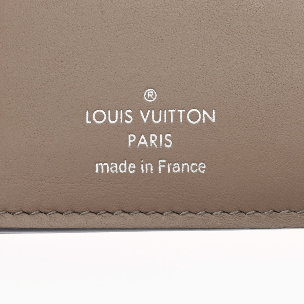 ルイヴィトンポルトフォイユ カプシーヌ コンパクト マグノリア レディース トリヨンレザー 三つ折り財布 M62156 LOUIS VUITTON  中古 – 銀蔵オンライン