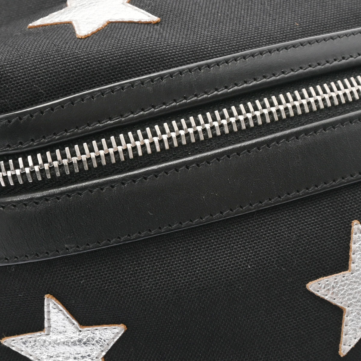 サンローランバックパック スター 黒 シルバー金具 レディース