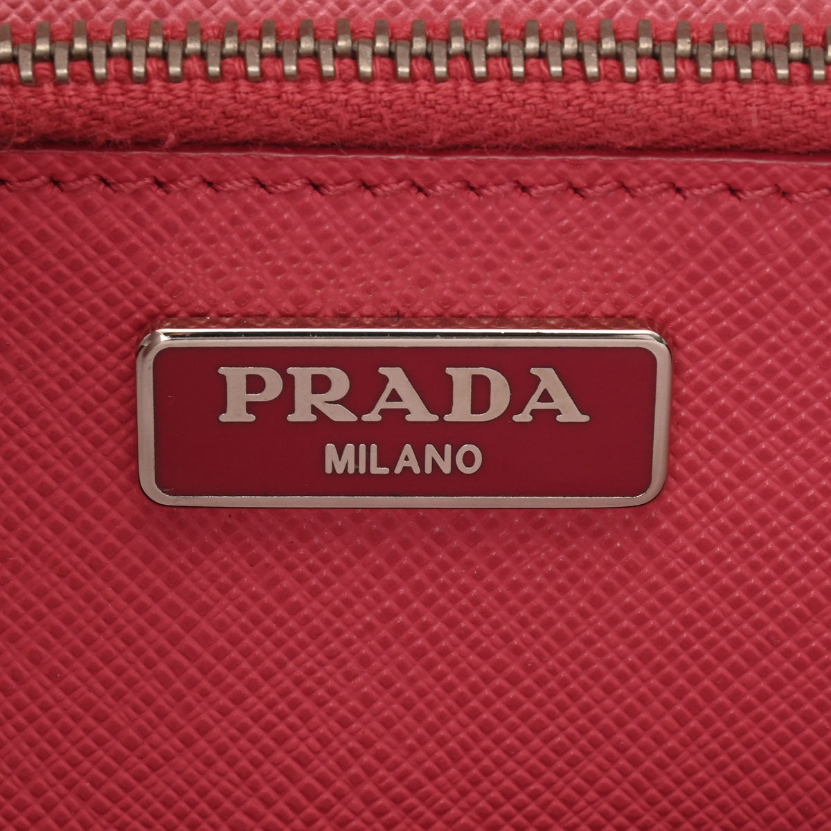 プラダミニショルダーバッグ バイカラー ライトピンク/ピンク シルバー金具 レディース ショルダーバッグ PRADA 中古 – 銀蔵オンライン