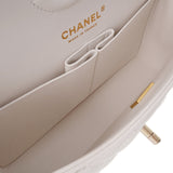 CHANEL シャネル マトラッセ チェーンショルダー 23cm Wフラップ 白 シャンパンゴールド金具 A01113 レディース キャビアスキン ショルダーバッグ 未使用 銀蔵