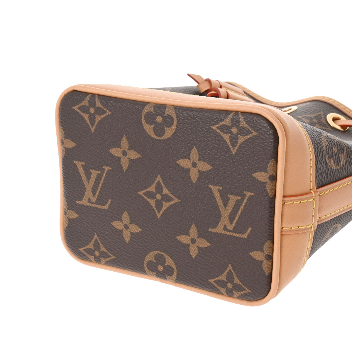 ルイヴィトンナノノエ 14145 ブラウン レディース モノグラムキャンバス ショルダーバッグ M81266 LOUIS VUITTON 中古 –  銀蔵オンライン