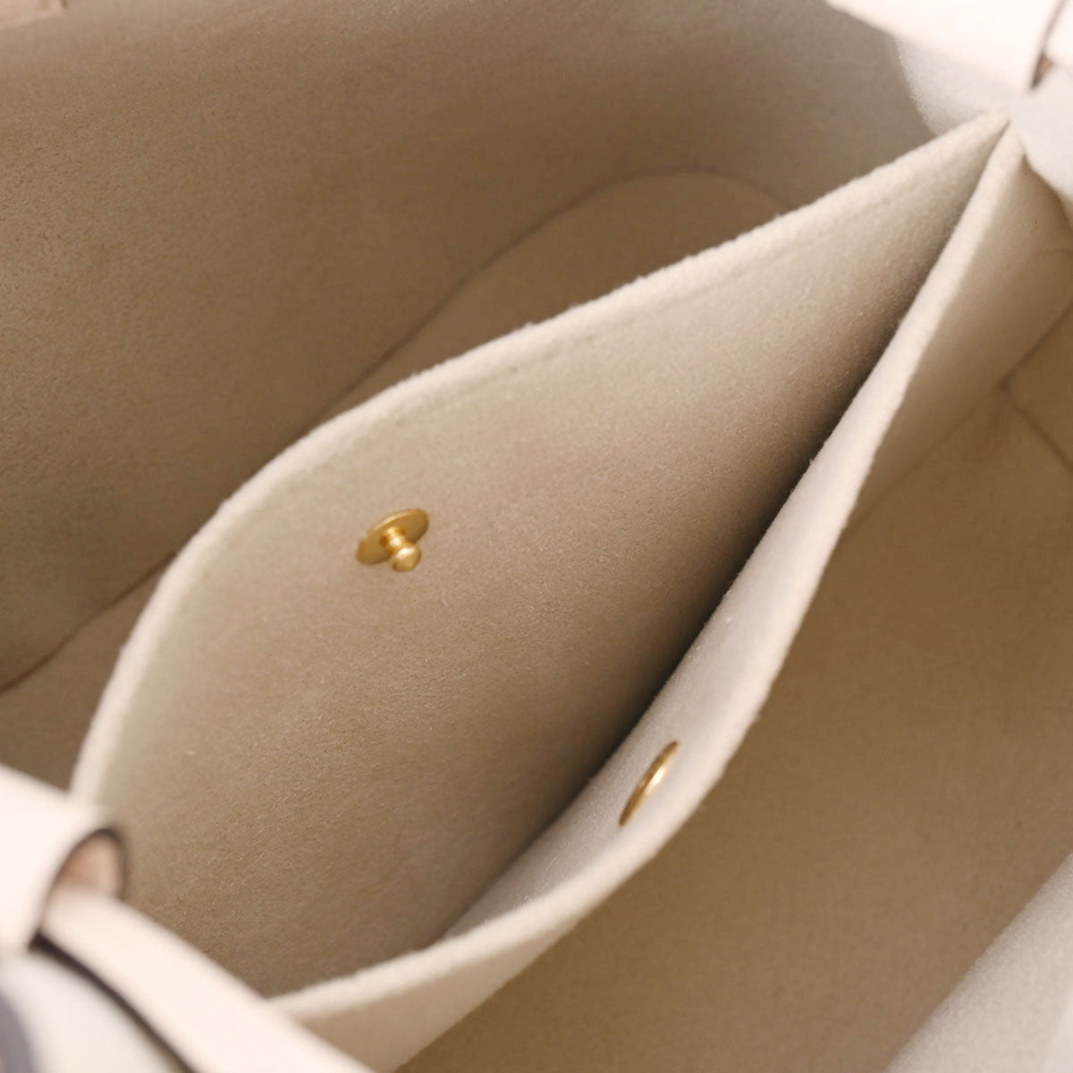 ルイヴィトンアンプラント ネオノエBB 14145 クレームサフラン