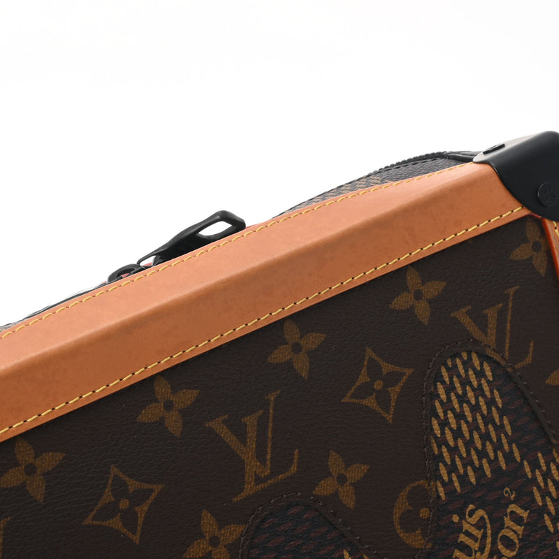 LOUIS VUITTON ルイヴィトン ダミエ ジャイアント ソフトトランク NIGOコラボ ブラウン N40381 メンズ ダミエキャンバス ショルダーバッグ Bランク 中古 銀蔵