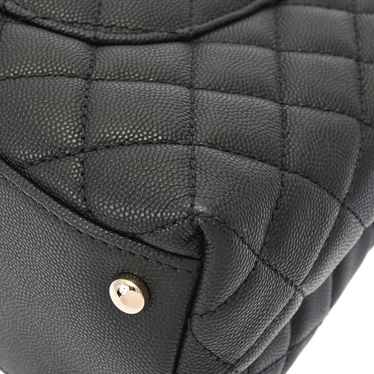 シャネルココハンドル 29 42976 ブラック シャンパンゴールド金具