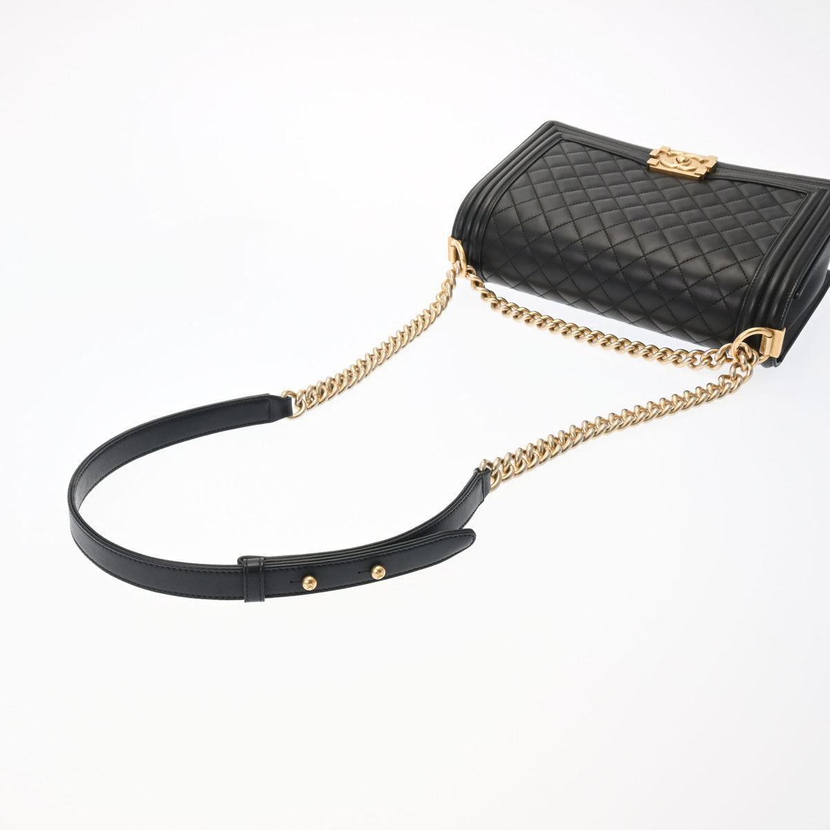 シャネル CHANEL ボーイシャネル28 A92193 19番台 ブラック シルバー金具 ラム レディース ショルダーバッグ CHANEL - シャネル CHANEL ボーイシャネル28 A92193 ブラック ゴールド