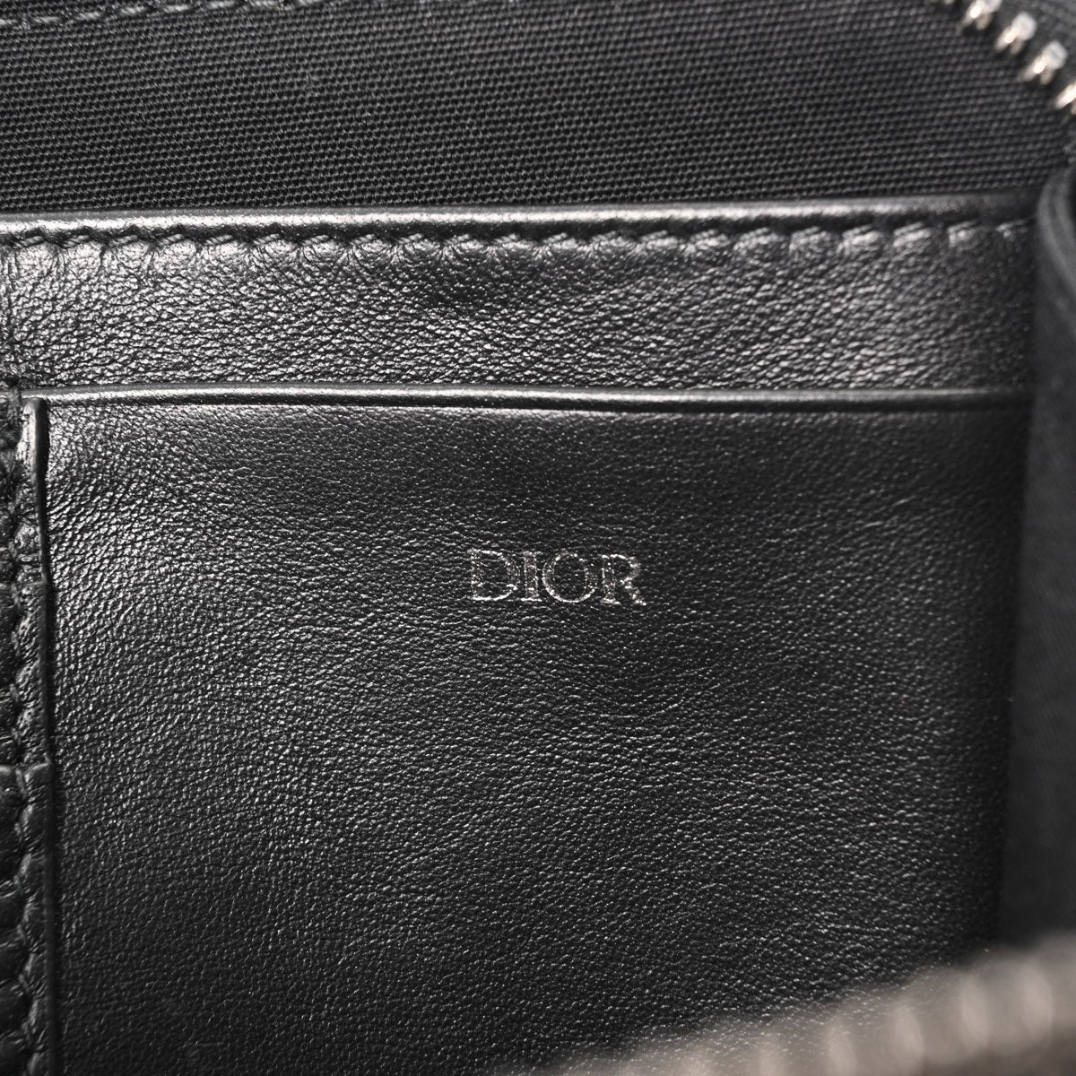 クリスチャンディオールショルダーウォレット 黒 シルバー金具 レディース ショルダーバッグ 20BBC119YSE_H03E CHRISTIAN  DIOR 中古 – 銀蔵オンライン