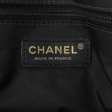 CHANEL シャネル ニュートラベルライン トートMM 黒 ゴールド金具 レディース ナイロン ハンドバッグ Bランク 中古 銀蔵