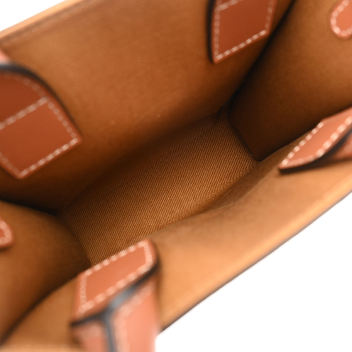 セリーヌミニバーティカルカバ トリオンフ ブラウン ゴールド金具