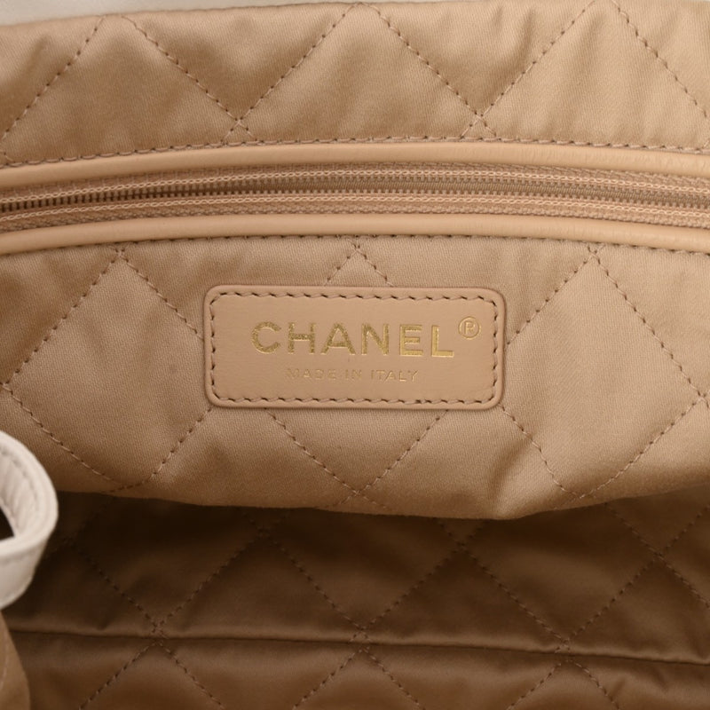 CHANEL シャネル シャネル 22 スモールバッグ 白 ゴールド金具 AS3260 レディース シャイニーカーフ ハンドバッグ 未使用 銀蔵