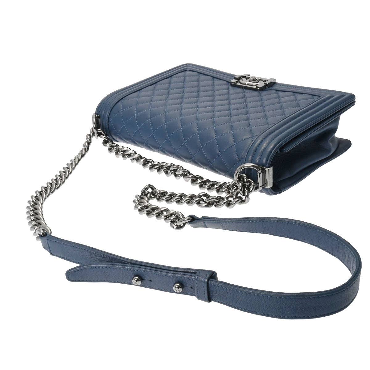 シャネルボーイシャネル チェーンショルダー 28cm ネイビー シルバー