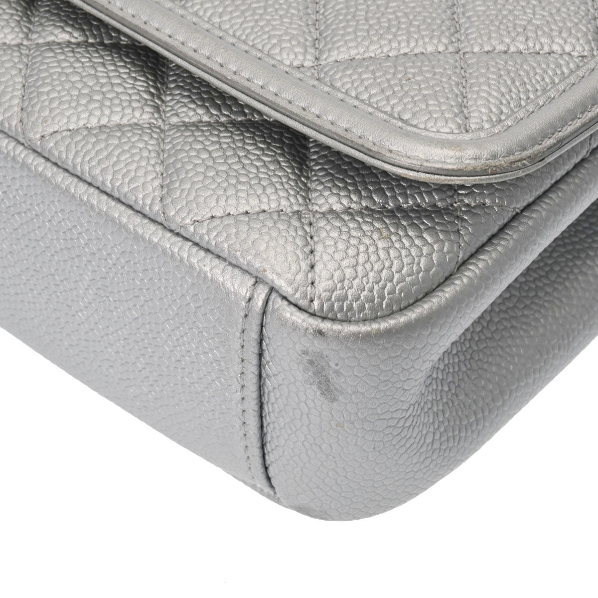 最終値下げ‼︎【新品】シャネル　クラシック2つ折りシルバー金具 シャネルCCフィリグリー チェーンショルダー シルバー シルバー金具