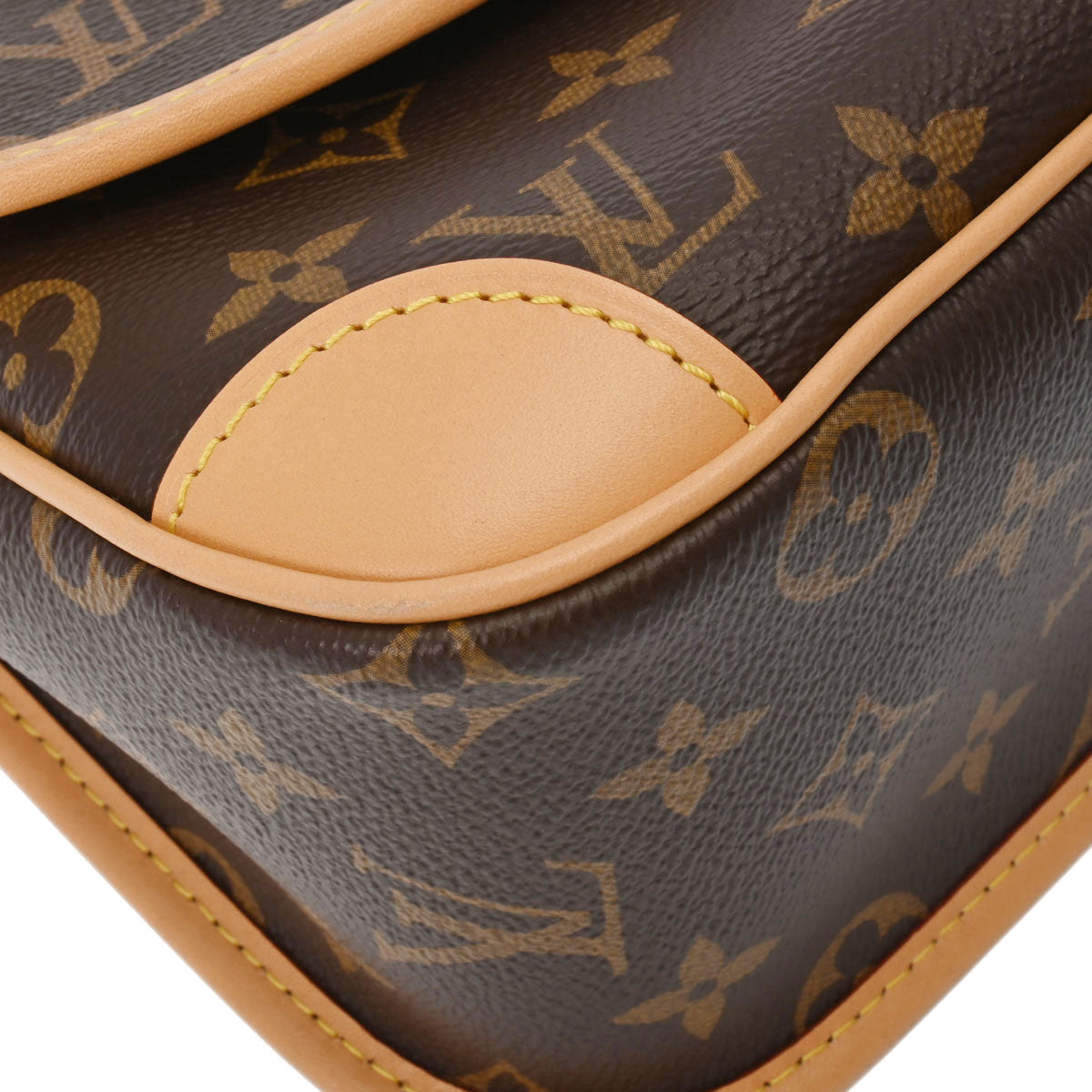 ルイヴィトンディアヌ NM PM 2WAY 14145 ブラウン レディース モノグラムキャンバス ショルダーバッグ M46049 LOUIS  VUITTON 中古 – 銀蔵オンライン