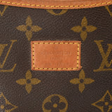 LOUIS VUITTON ルイヴィトン モノグラム ソミュール 35 ブラウン M42254 ユニセックス モノグラムキャンバス ショルダーバッグ Bランク 中古 銀蔵