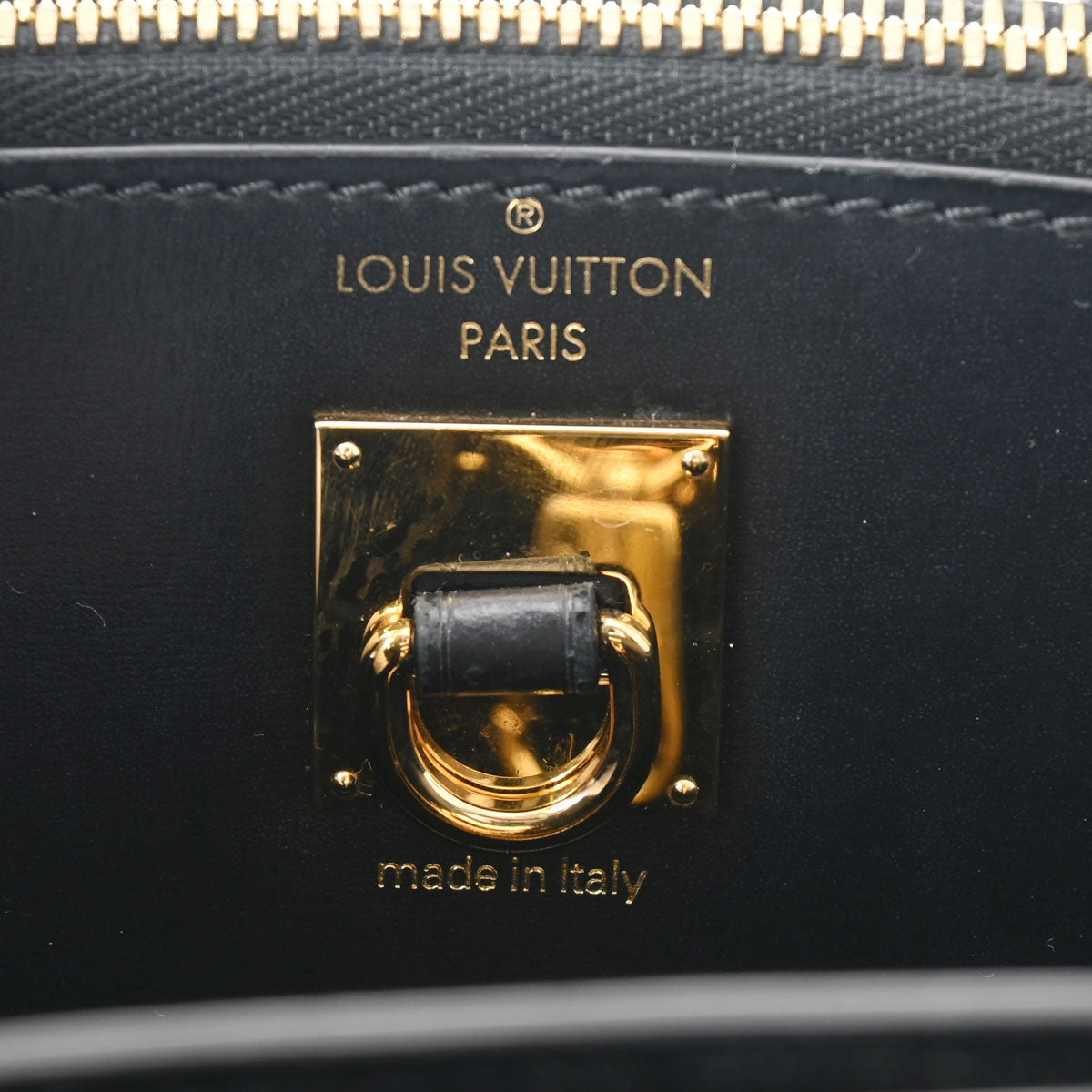 ルイヴィトンシティスティーマー MINI 2WAY 黒 レディース カーフ ハンドバッグ M55639 LOUIS VUITTON 中古 –  銀蔵オンライン