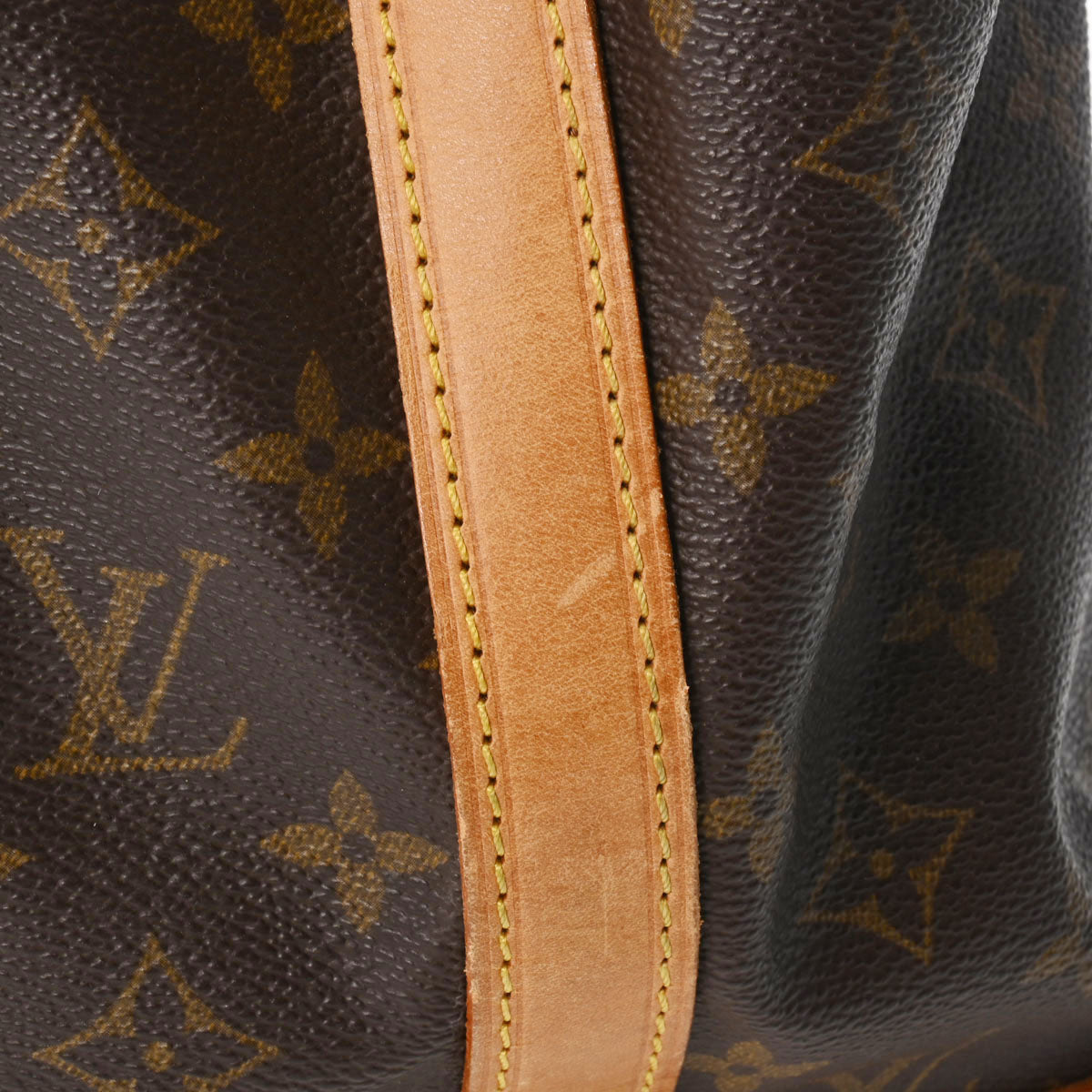 ルイヴィトンノエ 14145 ブラウン レディース モノグラムキャンバス ショルダーバッグ M42224 LOUIS VUITTON 中古 –  銀蔵オンライン