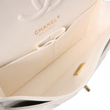 CHANEL シャネル マトラッセ チェーンショルダー 23cm Wフラップ 白 ゴールド金具 A01113 レディース キャビアスキン ショルダーバッグ 未使用 銀蔵