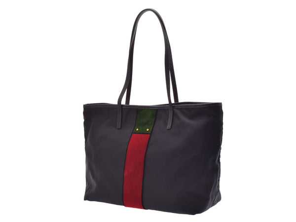 Prada Tot, green, red, red, red, red, nylon, nylon, not used, the PRADA, the air, the air, the silver, the silver, the old.