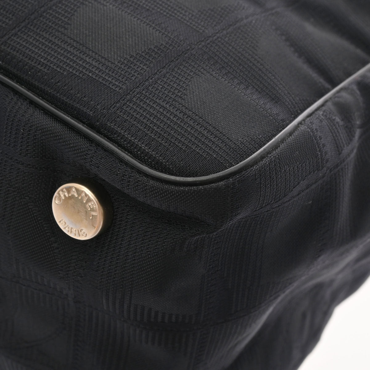 シャネルニュートラベルライン トートMM 黒 ゴールド金具