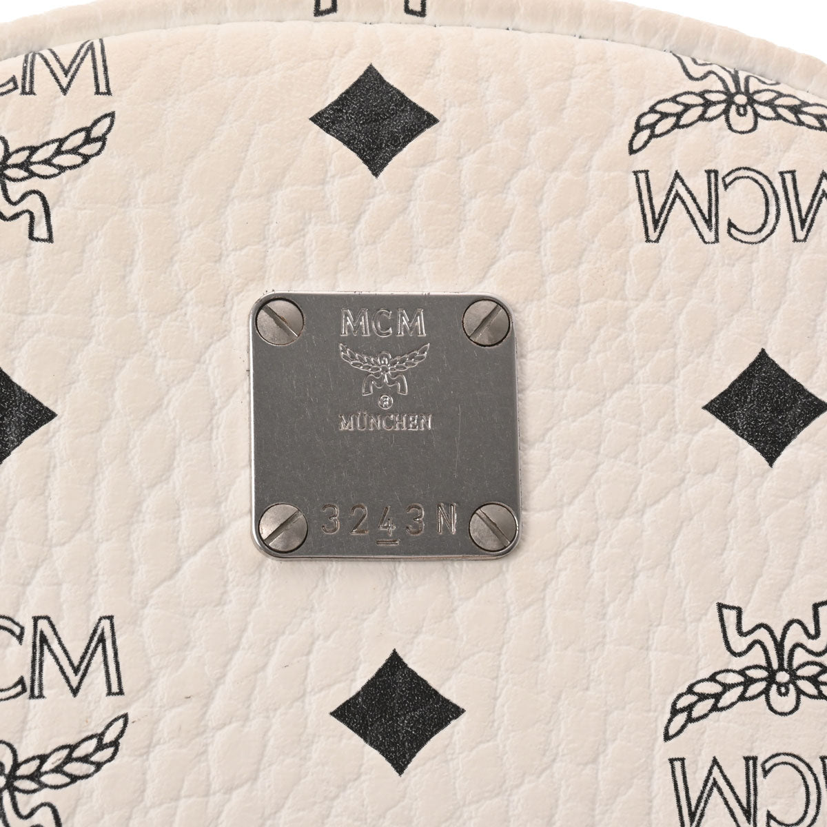 エムシーエムスタッズ バックパック ホワイト シルバー金具 レディース