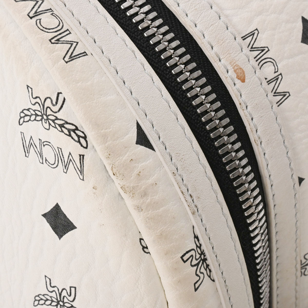 MCM シルバー レザー リュック リュック&バックパック | MCM公式サイト