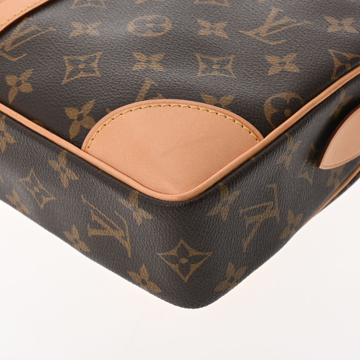 ルイヴィトンポルトドキュマン ヴォワヤージュ 14145 ブラウン メンズ モノグラムキャンバス ビジネスバッグ M53361 LOUIS  VUITTON 中古 – 銀蔵オンライン