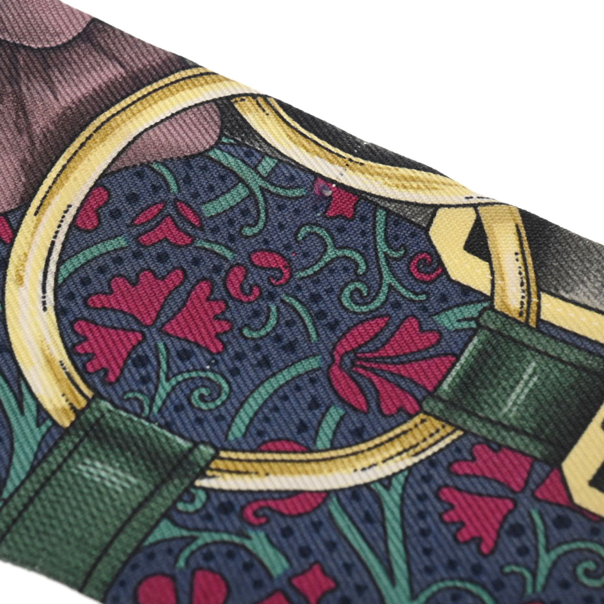 エルメス　ツイリー　「大調教術」柄 エルメスツイリー GRAND MANEGE 大調教術 赤系 レディース