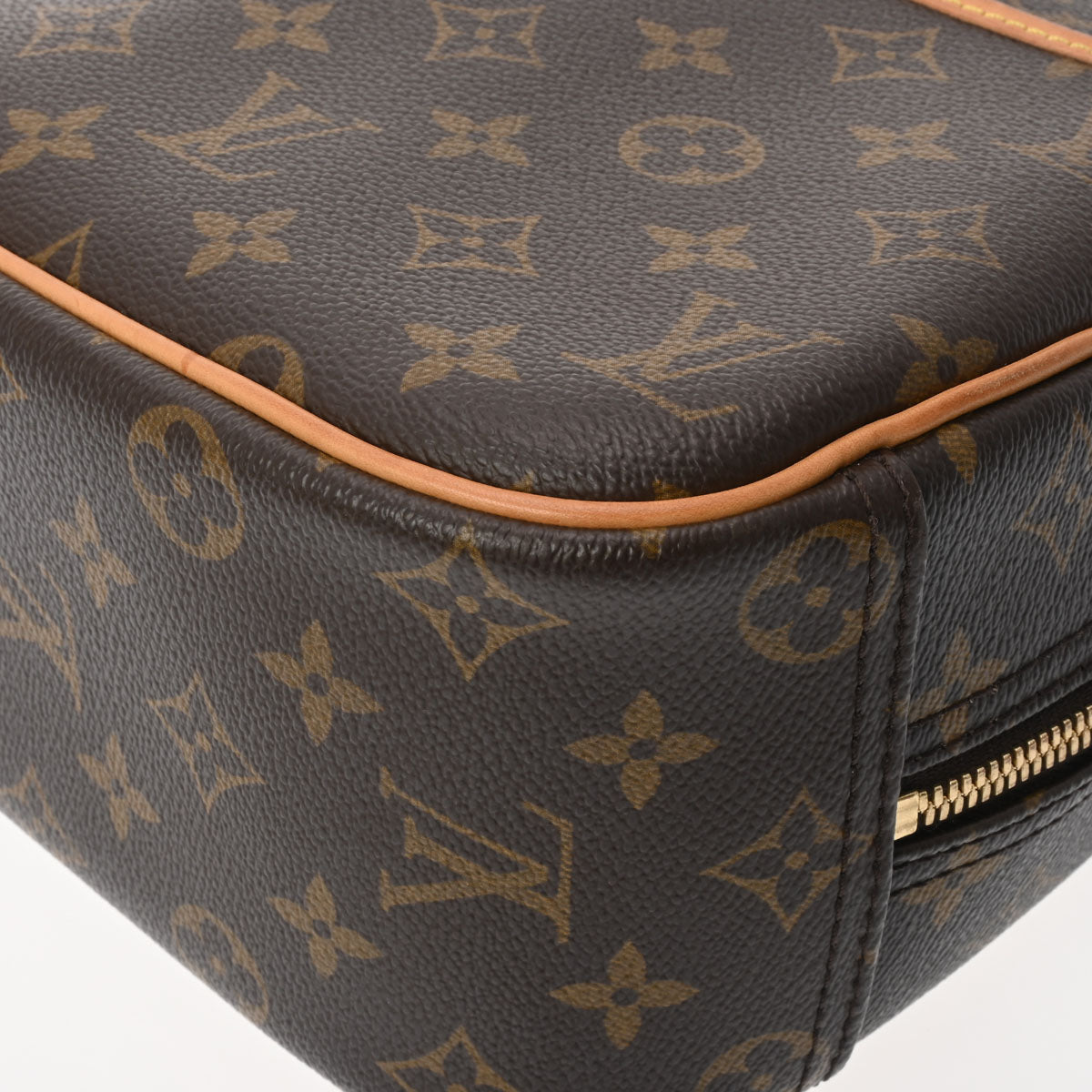 ルイヴィトントゥルーヴィル 14145 ブラウン ユニセックス モノグラムキャンバス ハンドバッグ M42228 LOUIS VUITTON 中古 –  銀蔵オンライン