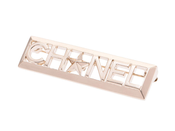 香奈儿明星徽标胸针使用GP2017模型框香奈儿银