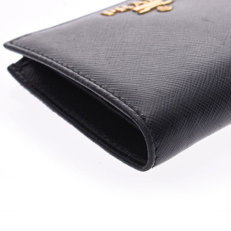 プラダIDケース付きコンパクトウォレット 
 黒/ゴールド金具 ユニセックス サフィアーノ 二つ折り財布
 
 PRADA 中古