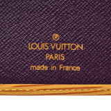 14127 LOUIS VUITTON ルイヴィトンポルトビエカルトレディ yellow / ヴァイオレットユニセックスエピレザー folio wallet M63549 is used