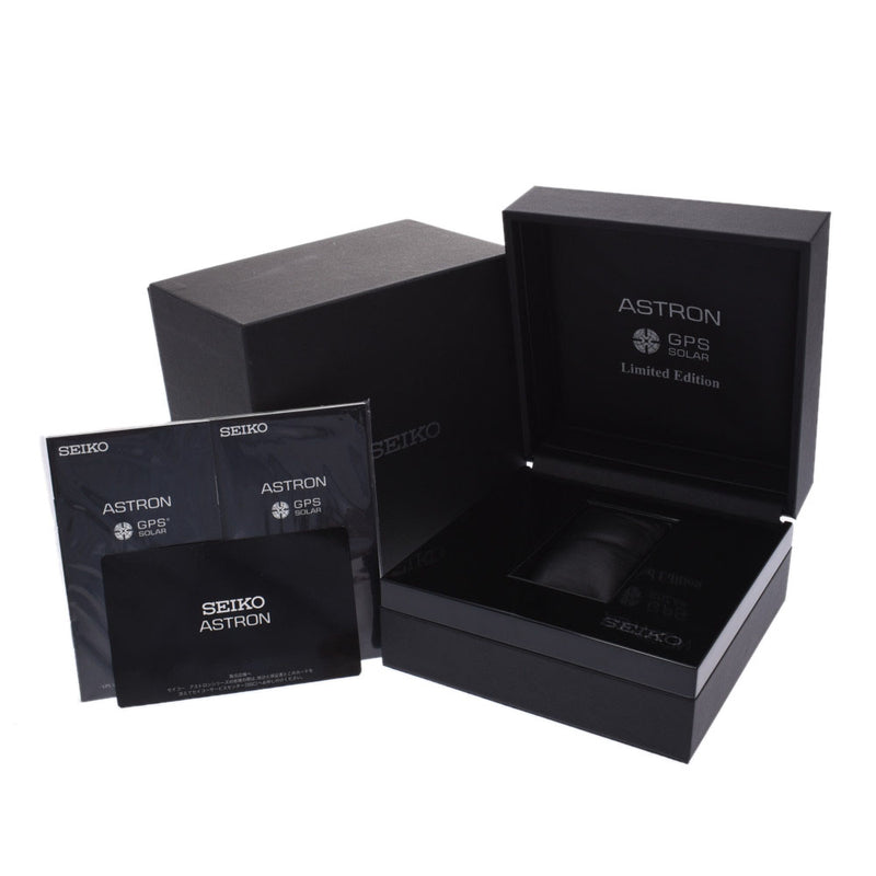 SEIKO Seiko Astron 10P Diamond 500 Limited SBXB158 Men's Titanium/Ceramic/Leather Watch Solar Radio Clock Red Dial Shindo Used Ginzo