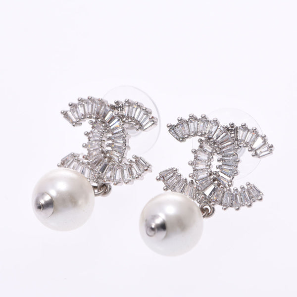 CHANEL 16 year model silver ladies faux pearl/rhinestone earrings AB rank used silver ware