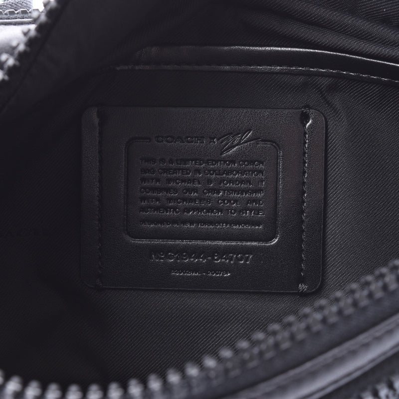 COACH coach Belt Bag NARUTO Michael B Jordan Colabo bag black 84707 Unisex Curf waistbag A-rank used silver