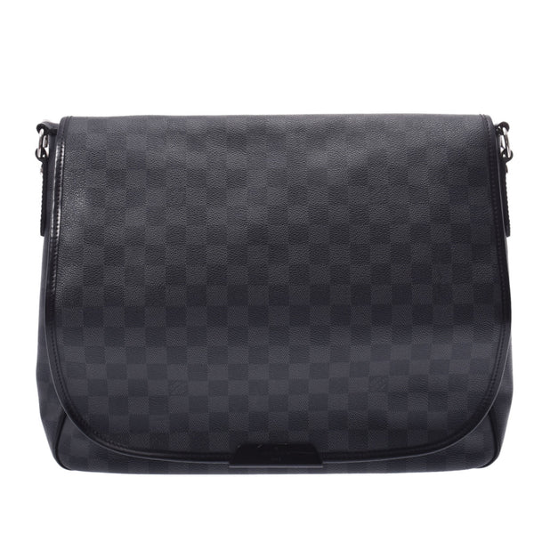 LOUIS VUITTON ルイヴィトン ダミエ グラフィット ダニエルMM 黒/グレー N58029 メンズ ショルダーバッグ Bランク 中古 銀蔵