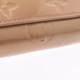 路易威登路易威登Verni罗斯莫尔毫米离合器袋米色贵宾犬m91757妇女的会标Verni肩包b等级使用银股票