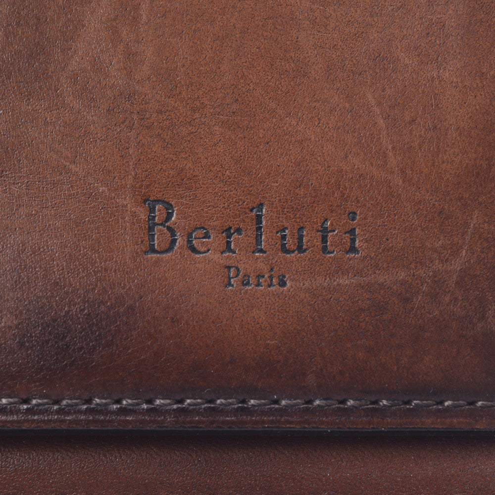 ベルルッティラウンドファスナー長財布 カリグラフィ 赤 メンズ 長財布 Berluti 中古 – 銀蔵オンライン