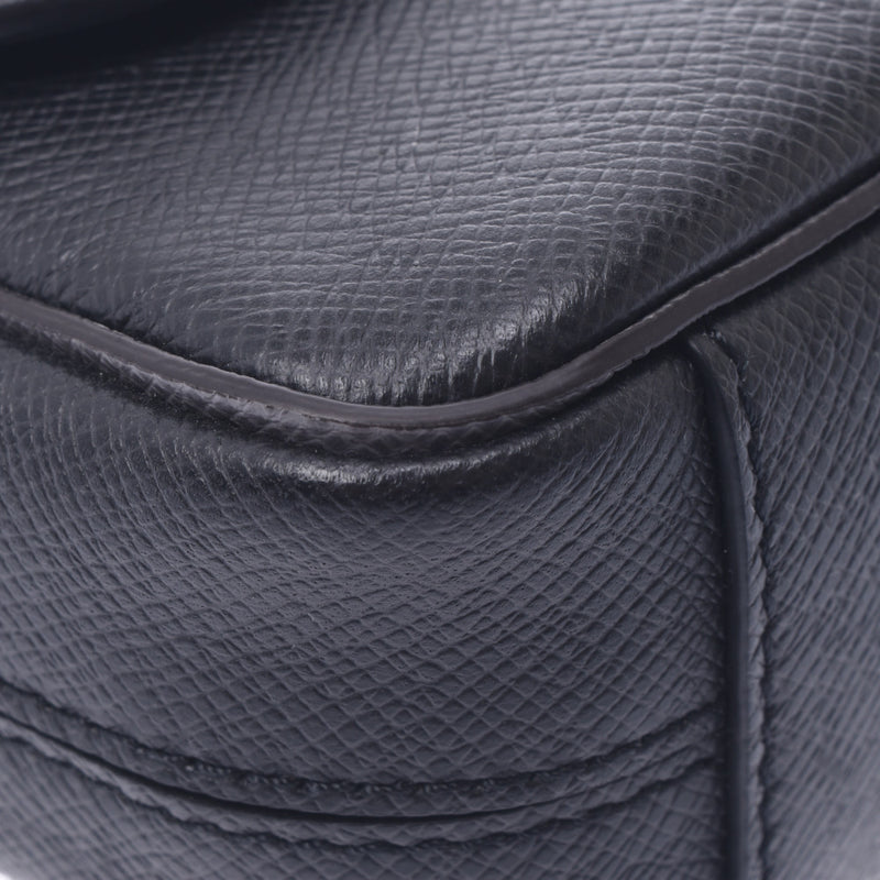 LOUIS VUITTON Louis Vuitton Taiga Roman PM Noir M30360 Men's Leather Shoulder Bag A Rank Used Ginzo