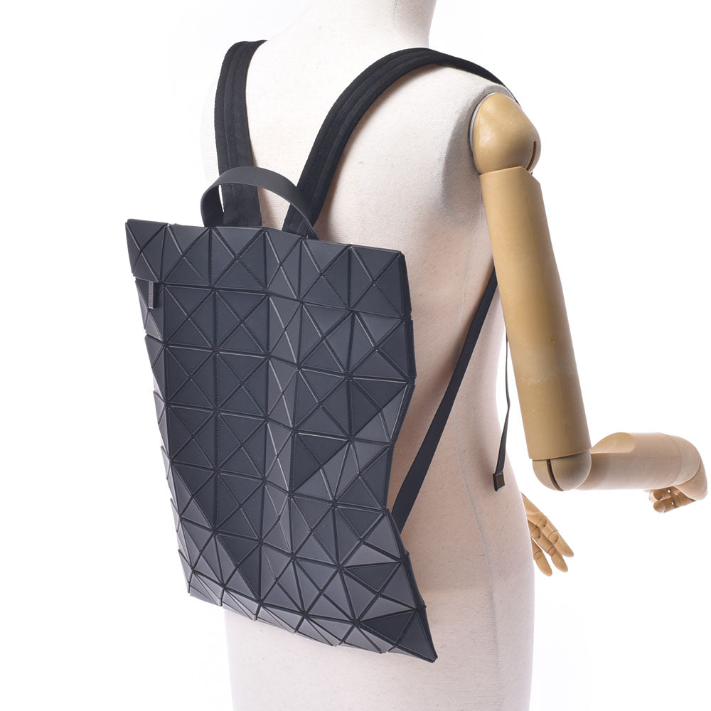 バオバオISSEY MIYAKE フラット パック マットブラック ユニセックス ビニール リュック・デイパック BB03AG691 BAO BAO  – 銀蔵オンライン