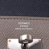 Hermes Hermes Kelly钱包Grisse Falt / Blue Silver Bracket C刻（2018年左右）UNISEX VOEPSON LONG钱包A-Rank使用水池